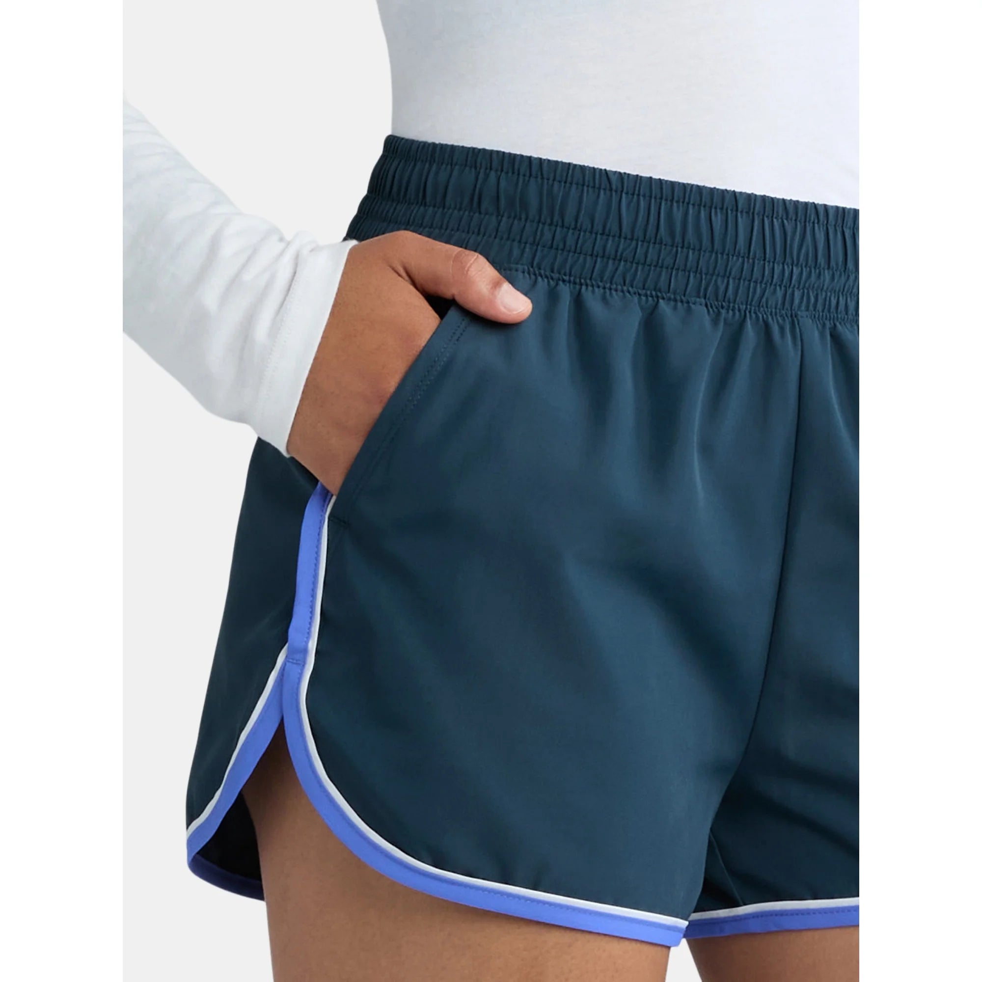 Athletic Works Women's and Women's Plus Piped Running Shorts, |   WTWL1127XA