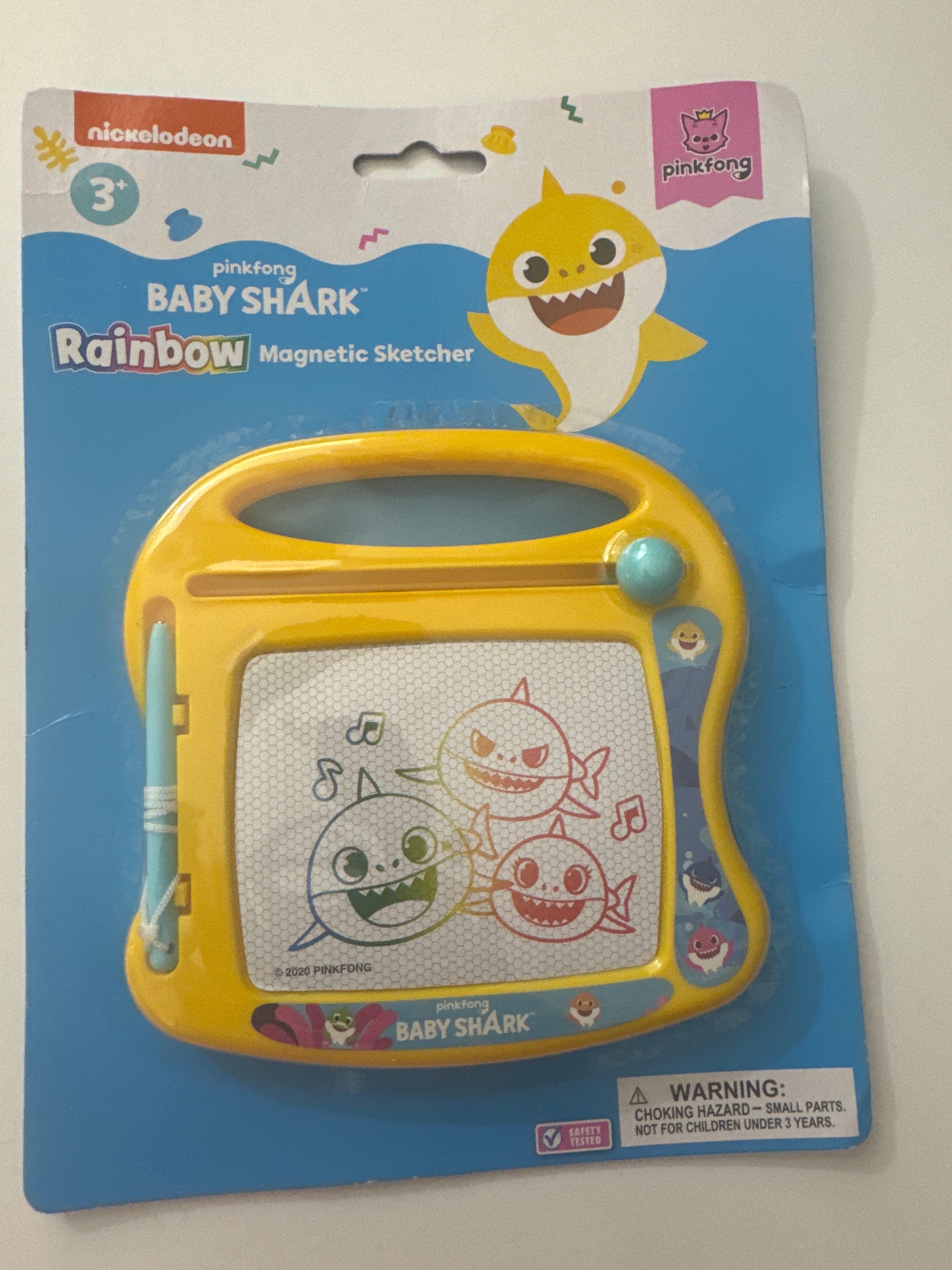 Nickelodeon Pinkfong Baby Shark Rainbow Magnetic Sketcher Set | 2BLTN96XA