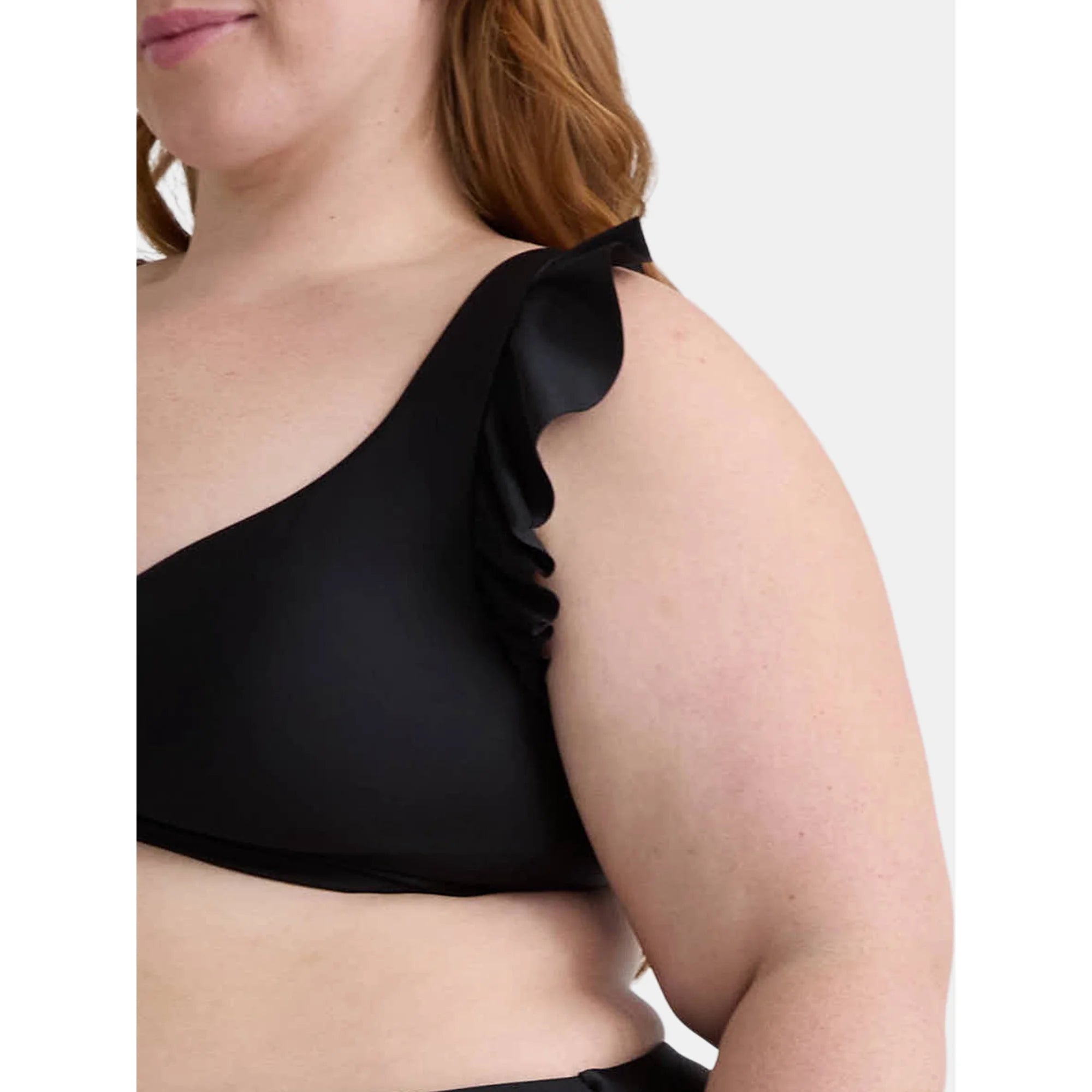 Jessica Simpson Women’s Ruffle Bikini Top, Sizes   |  WTWL990XA