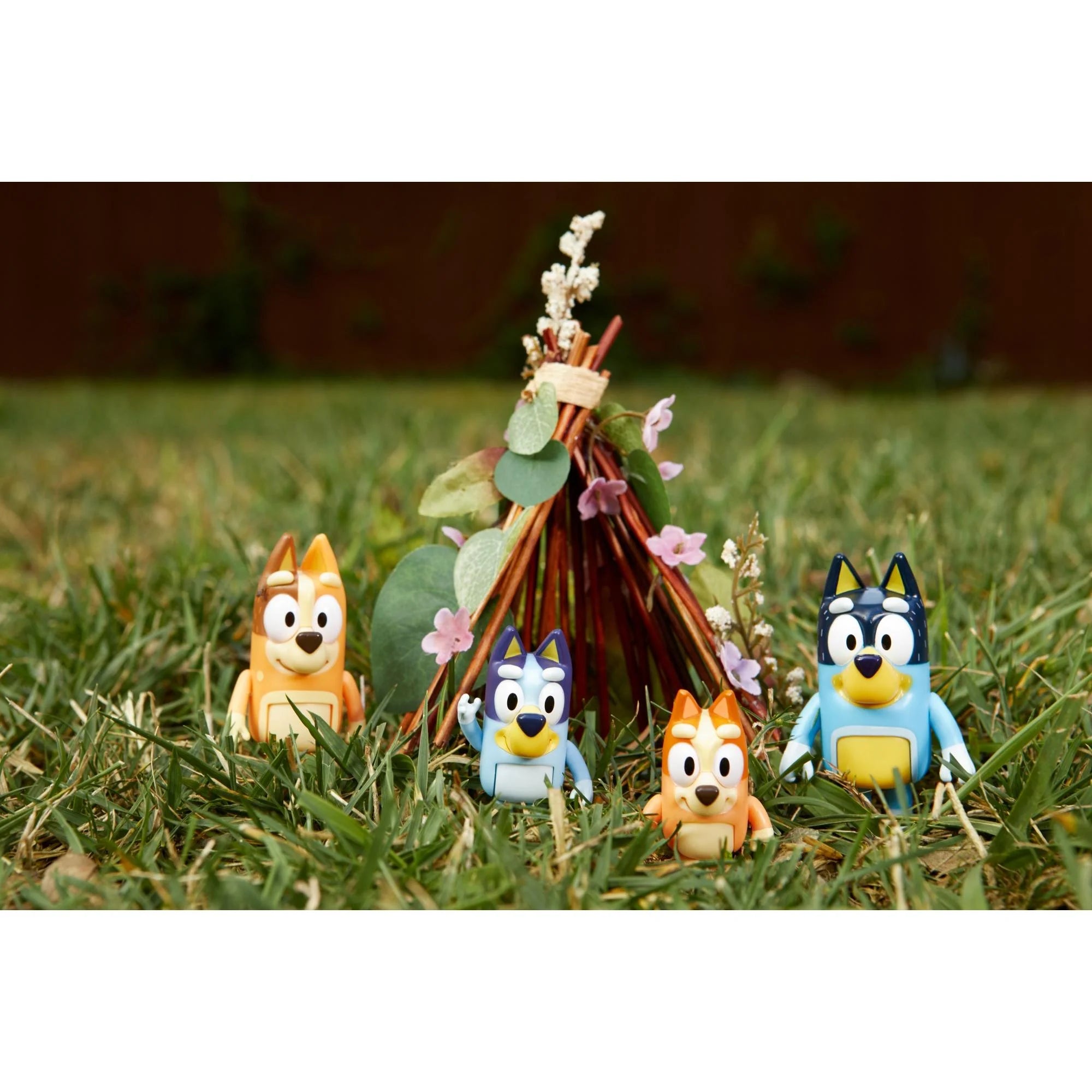 Bluey Family Figure 4-Pack, with Mum Dad Bingo Bluey, Ages 3+, Toddler Toys | WTWL712XA