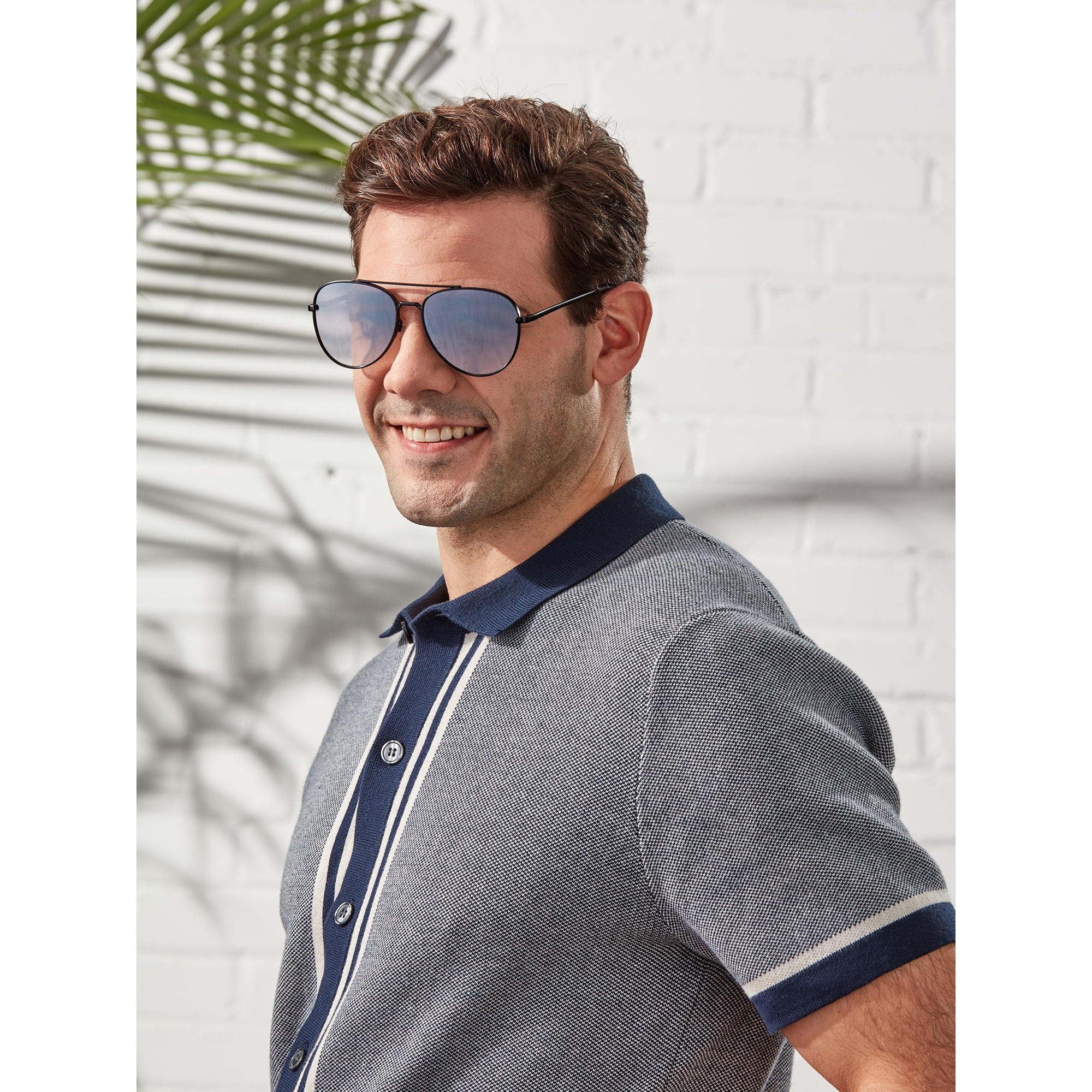 Foster Grant Men's Aviator Fashion Sunglasses Black HH08 | WTWL118XA