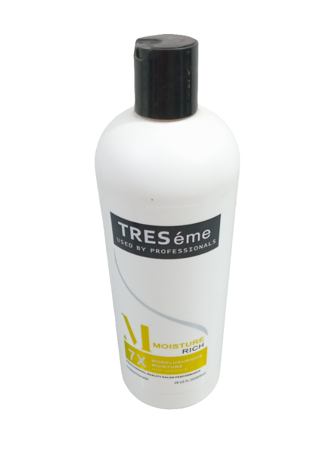 TRESeme Moisture Rich 7X More Luxurious Moisture with Vitamin E Conditioner, 828ML | UGM48a