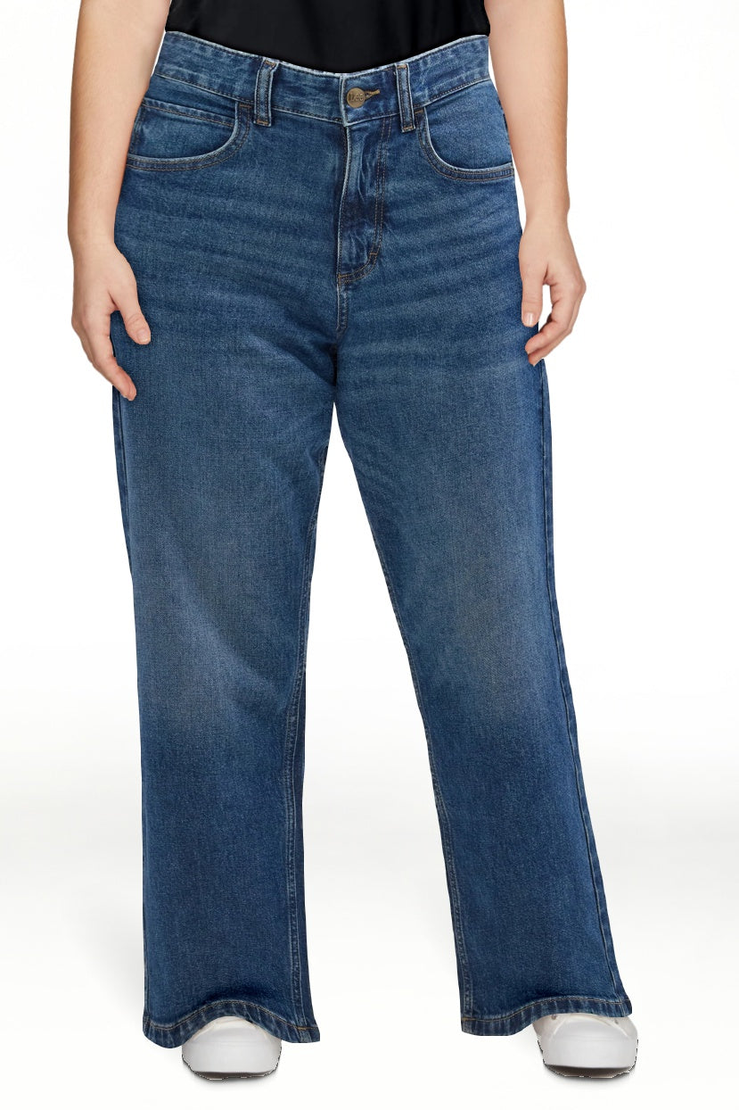 Lee® Women's Heritage Mid Rise Classic Straight Jean  | WTWL195XA