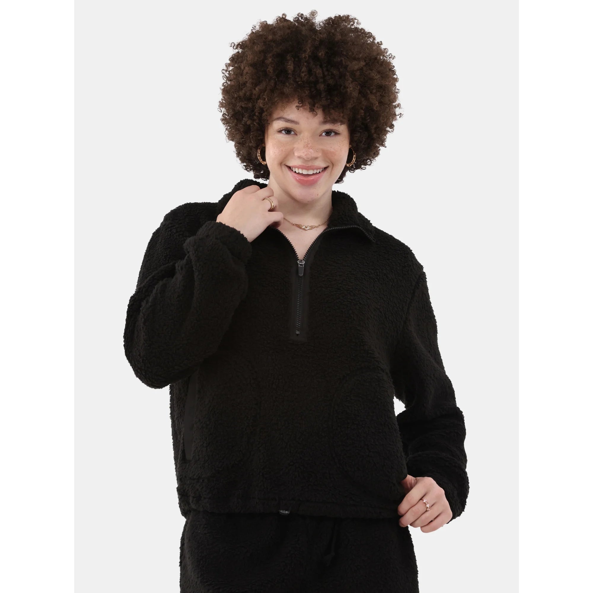 No Boundaries Half Zip Plush Pullover with Pockets, Women's and Women's Plus | WTWL468XA