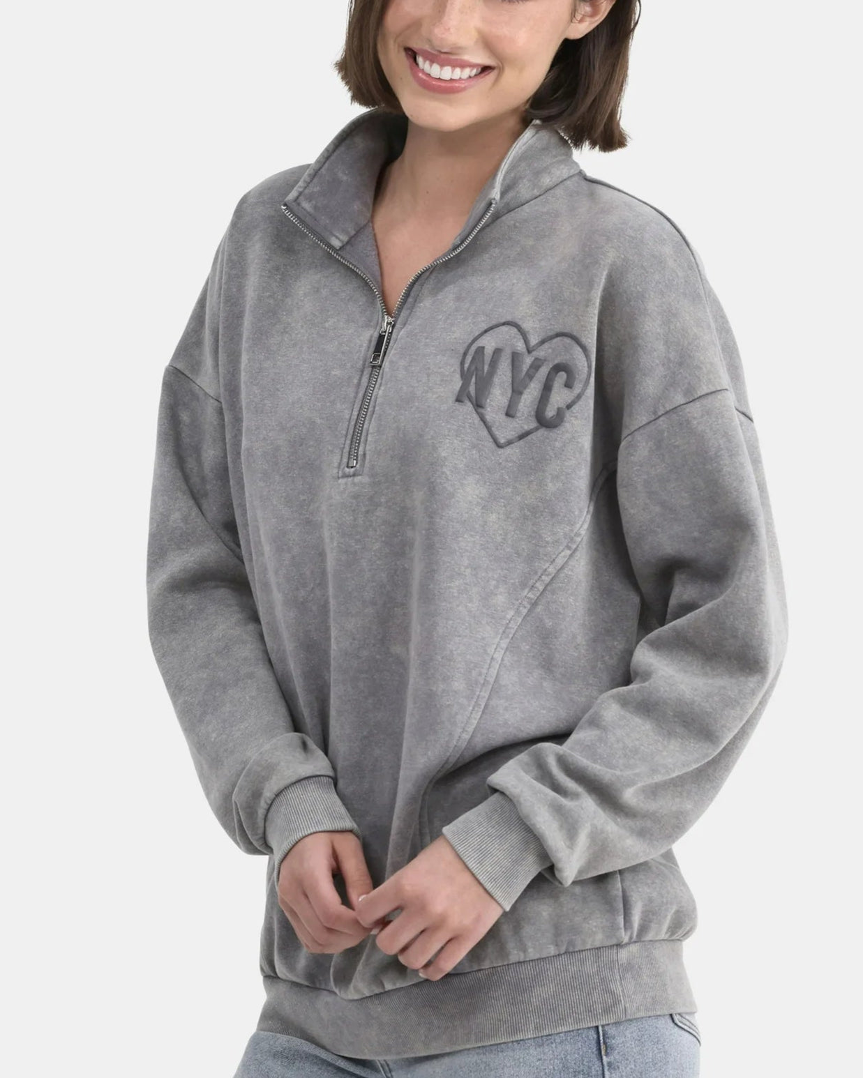 No Boundaries Quarter Zip Graphic Sweatshirt, Lightweight, Women's and Women’s Plus |  WTWL492XA
