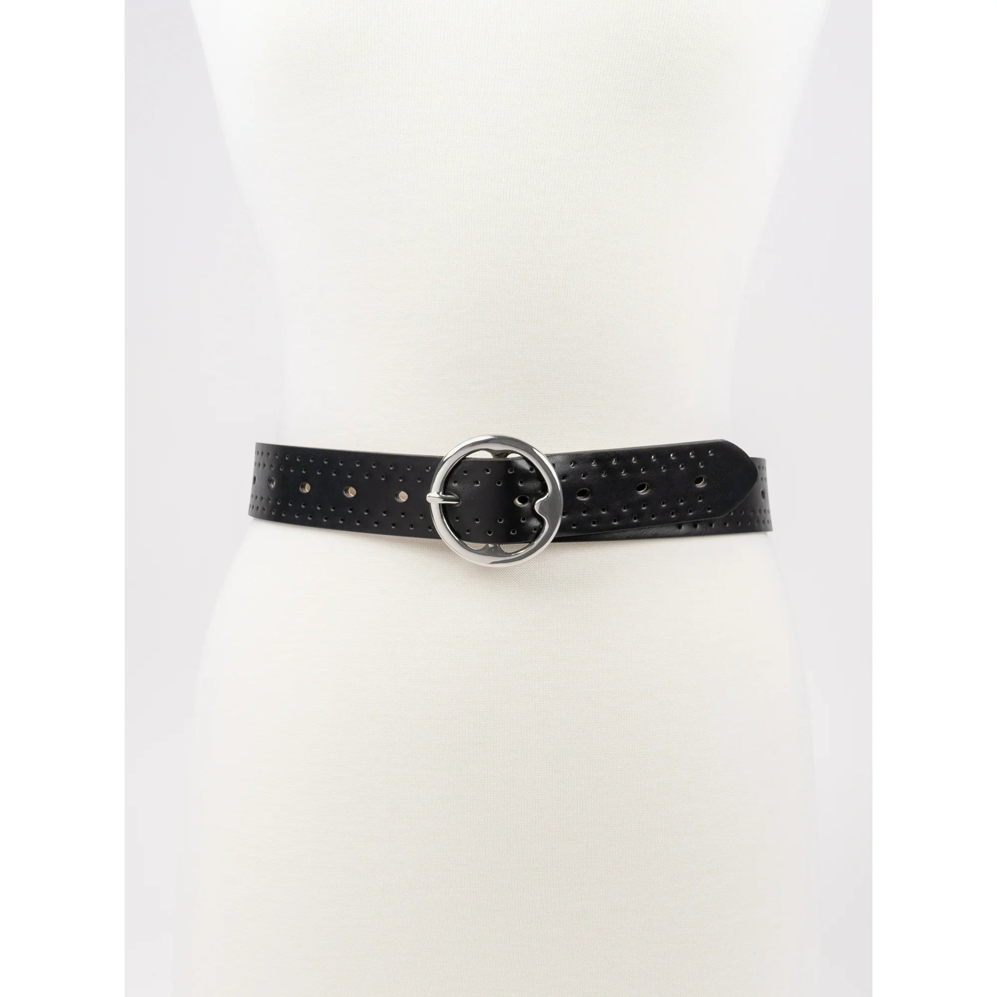 Time and Tru Women's Plus Oval Perforated Belt, Black | WTWL376XA
