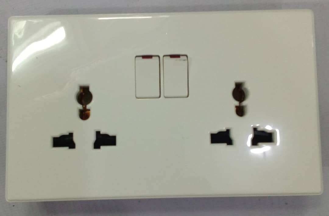 CTorch Electrical Switch 13A Double Socket | CVE15a