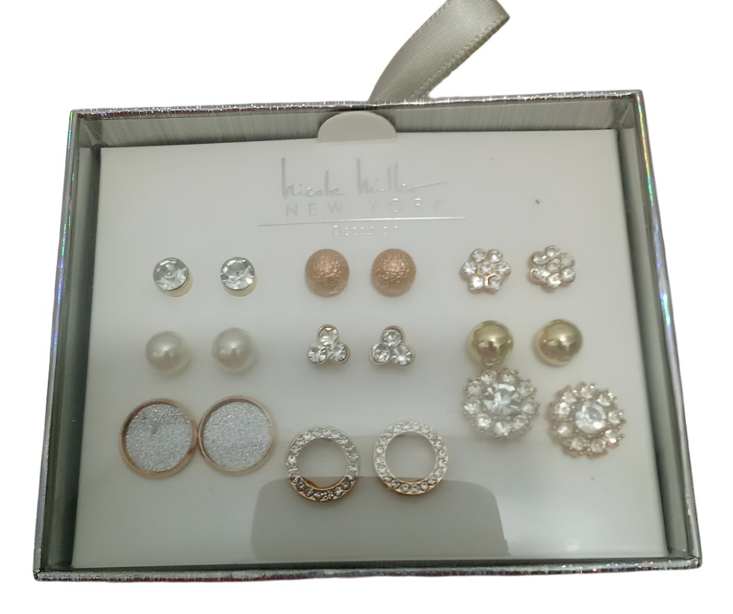 Earing Set (Includes 9 Pairs of Earing) | BLTN11