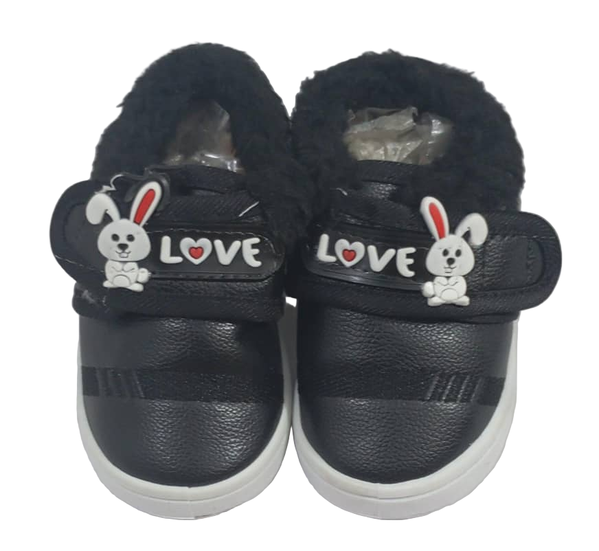 Beautiful Baby Love Sneakers, Black | RSE10b