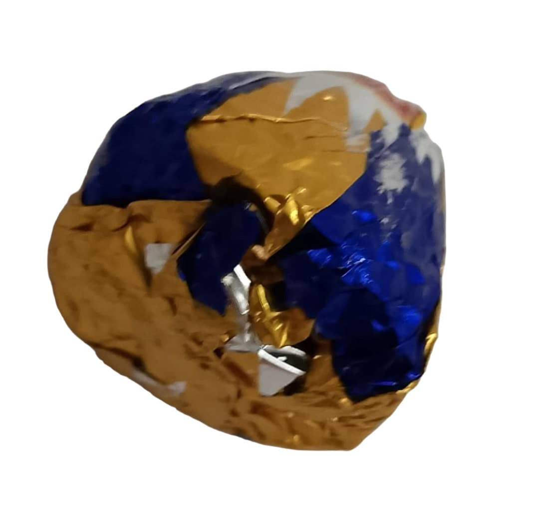 Delicious Maple Iceberg Milk Compand Chocolate With Raspberry Cream, Blue | LVA6a