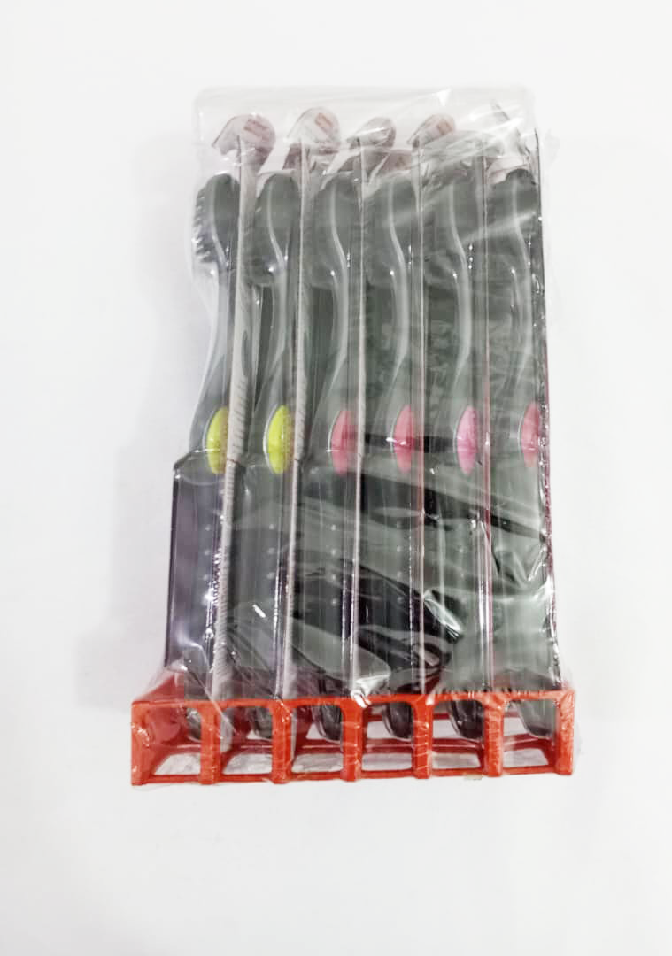 Colgate 2x Deeper Clean Charcoal Sivah Toothbrush, Blue | EVG48c