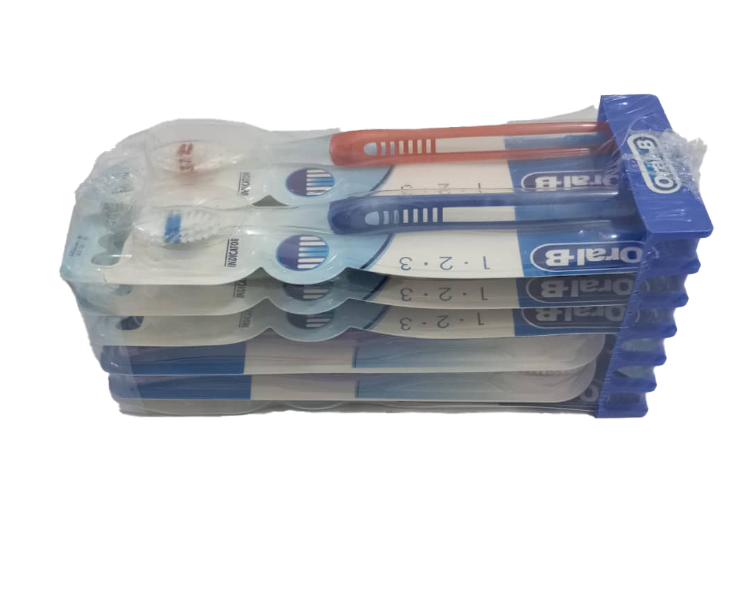 Oral B Indicator Toothbrush, Green | EVG44b
